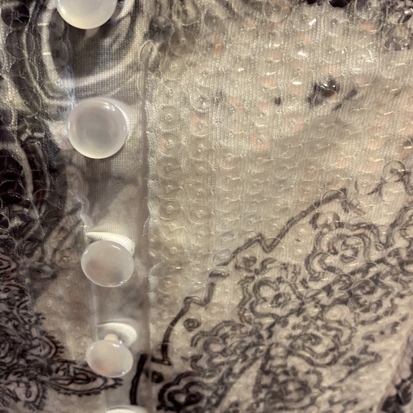 L womens black stretch cap sleeve regular size top XL - Picture 2 of 5